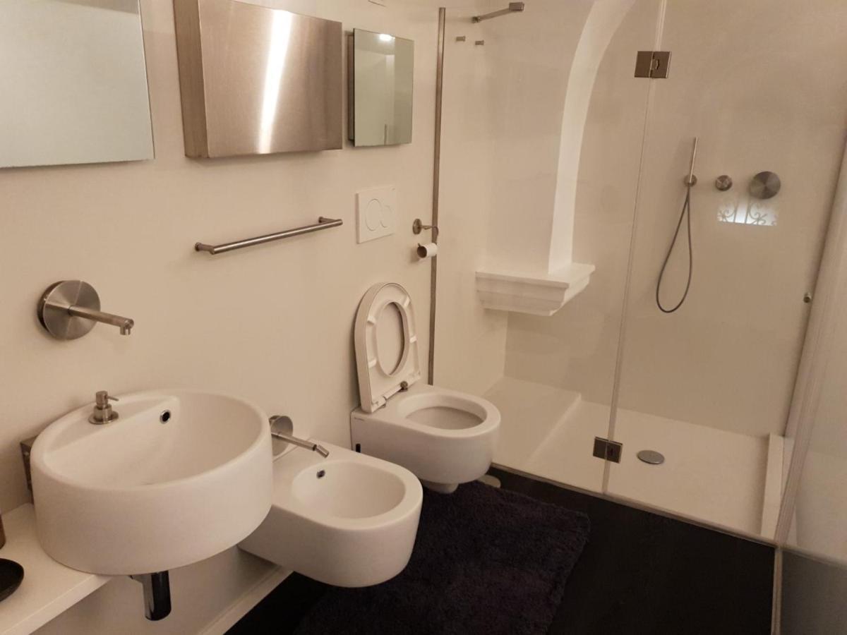 Apartament Giulia'S Coliseum Rzym Zewnętrze zdjęcie