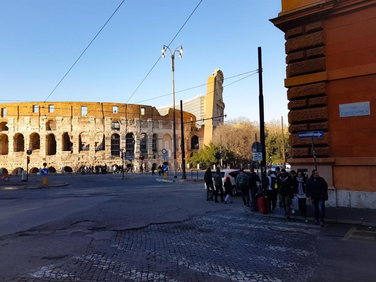 Apartament Giulia'S Coliseum Rzym Zewnętrze zdjęcie
