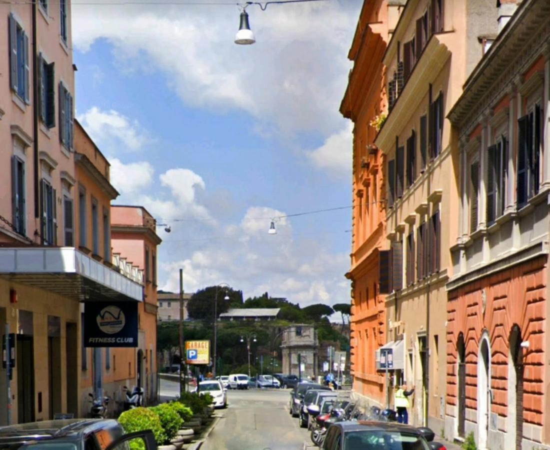 Apartament Giulia'S Coliseum Rzym Zewnętrze zdjęcie
