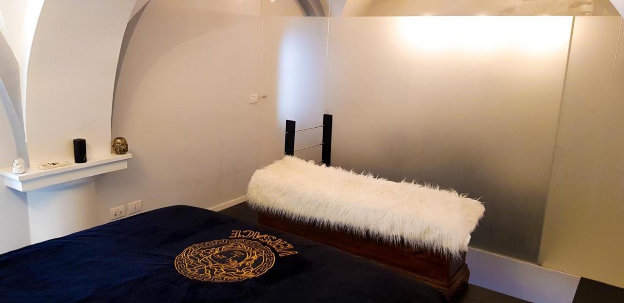 Apartament Giulia'S Coliseum Rzym Zewnętrze zdjęcie