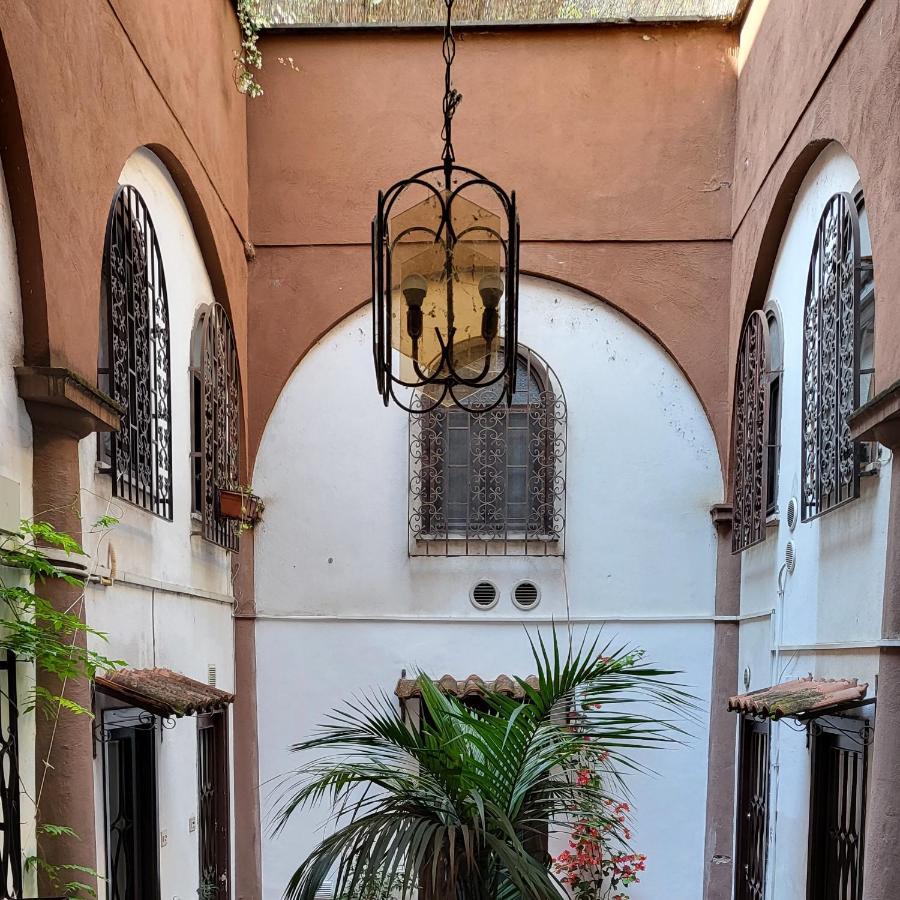 Apartament Giulia'S Coliseum Rzym Zewnętrze zdjęcie